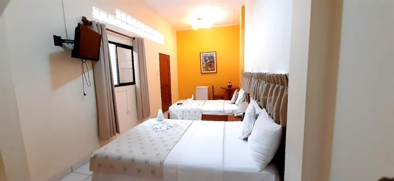 איקיטוס Hostal Huayruro מראה חיצוני תמונה
